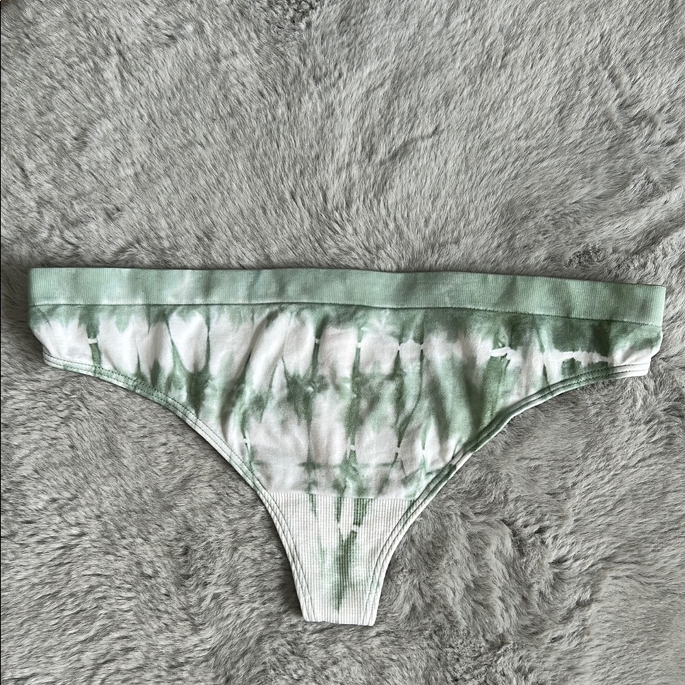 Victoria's Secret Tie-Dye Thong Panty M